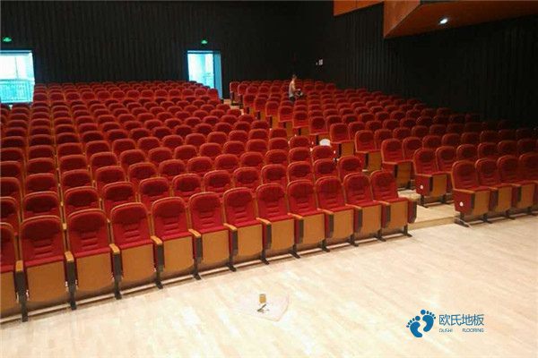 籃球館木地板的價(jià)格表1