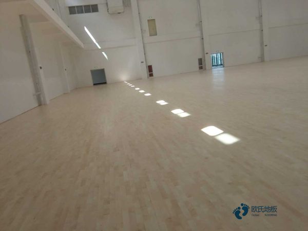 柞木運動籃球木地板多少錢一平方米