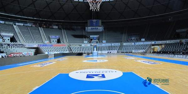 大學(xué)運(yùn)動(dòng)籃球木地板價(jià)格行情