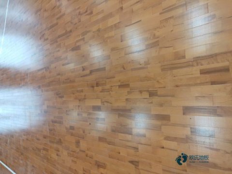 國標(biāo)運(yùn)動籃球木地板價格一般多少錢一平方米