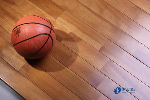 松木運(yùn)動(dòng)籃球木地板施工價(jià)格
